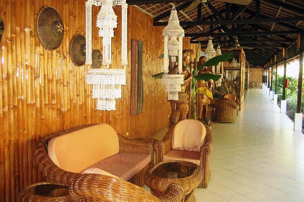 Whispering Palms Island Resort Bacolod Extérieur photo