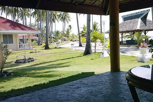 Whispering Palms Island Resort Bacolod Extérieur photo