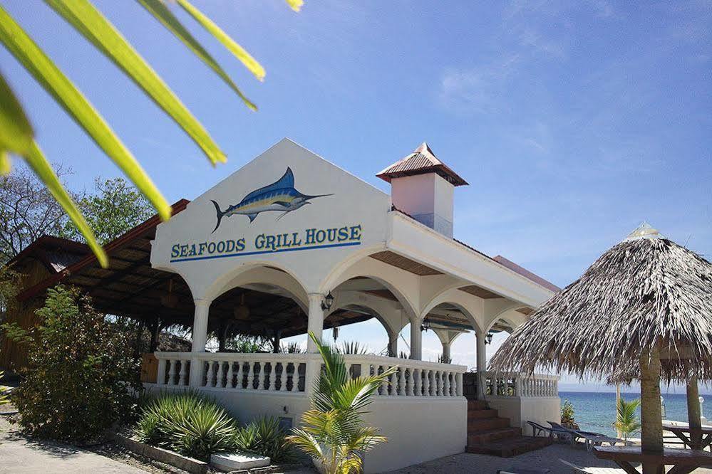 Whispering Palms Island Resort Bacolod Extérieur photo